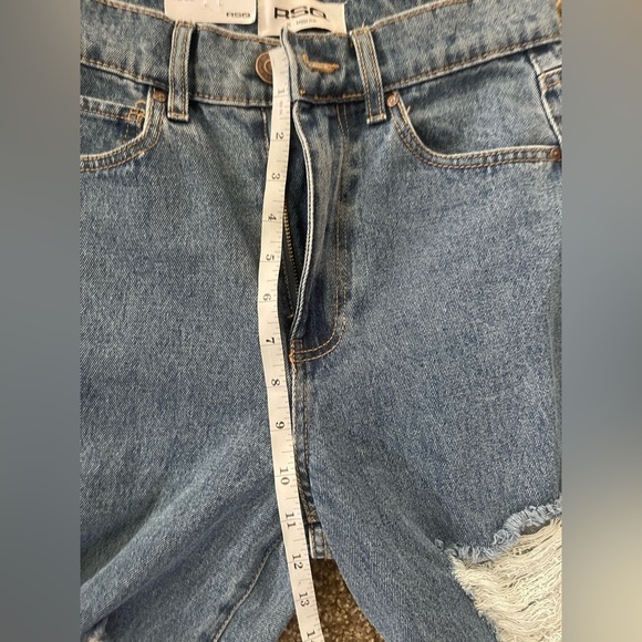 RSQ Distressed Blue Women's high rise baggy jeans size 25 - Picture 6 of 7